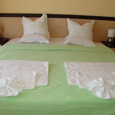 Aparthotel Ruby ซันนีบีช ภายนอก รูปภาพ